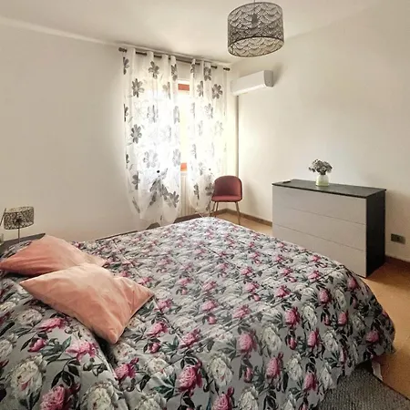 Spike House Apartman